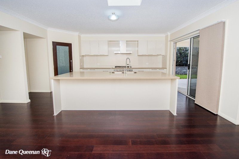 2 Dockside Avenue CORLETTE 9