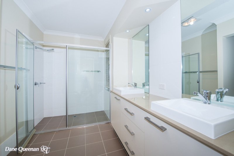 2 Dockside Avenue CORLETTE 11