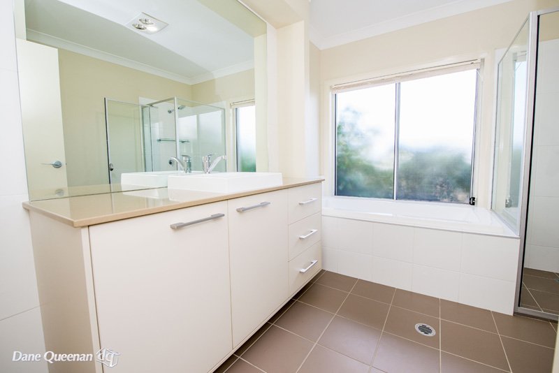 2 Dockside Avenue CORLETTE 16