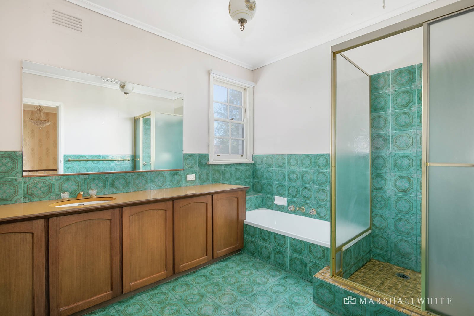 2 Donna Buang Street, Camberwell, VIC