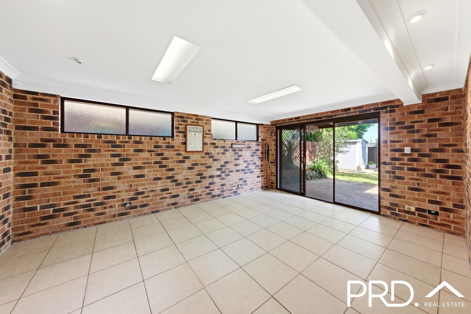 2 Drysdale Avenue PICNIC POINT 13