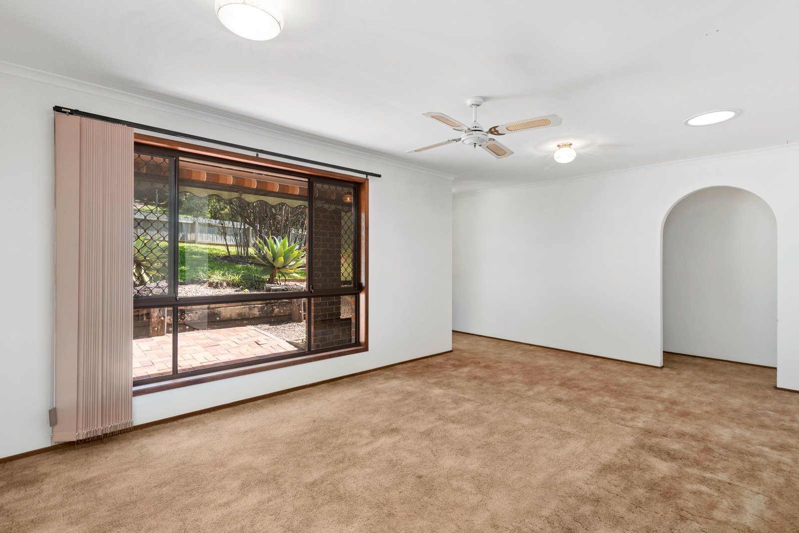 2 Dugandan Street NERANG 2