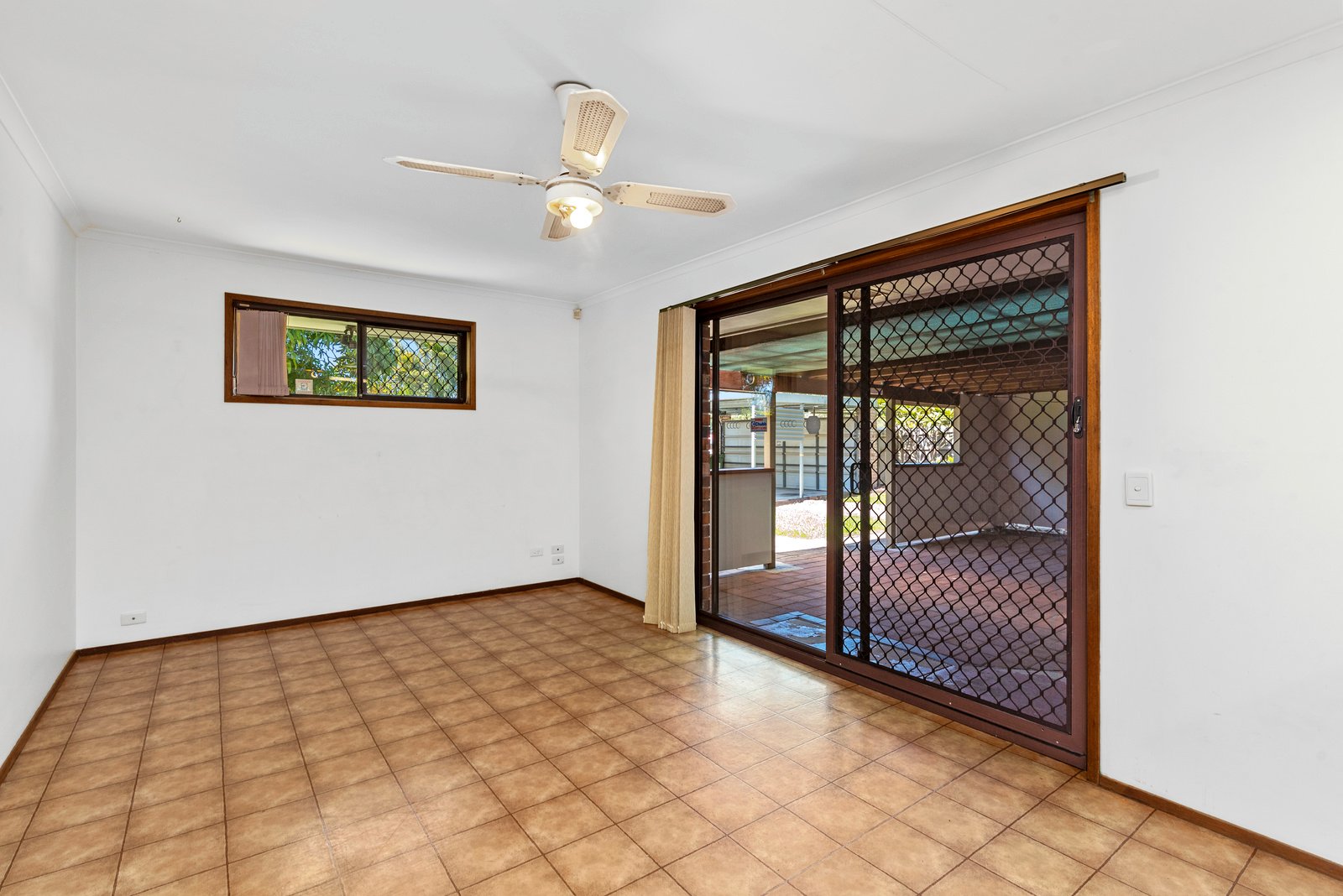 2 Dugandan Street NERANG 4