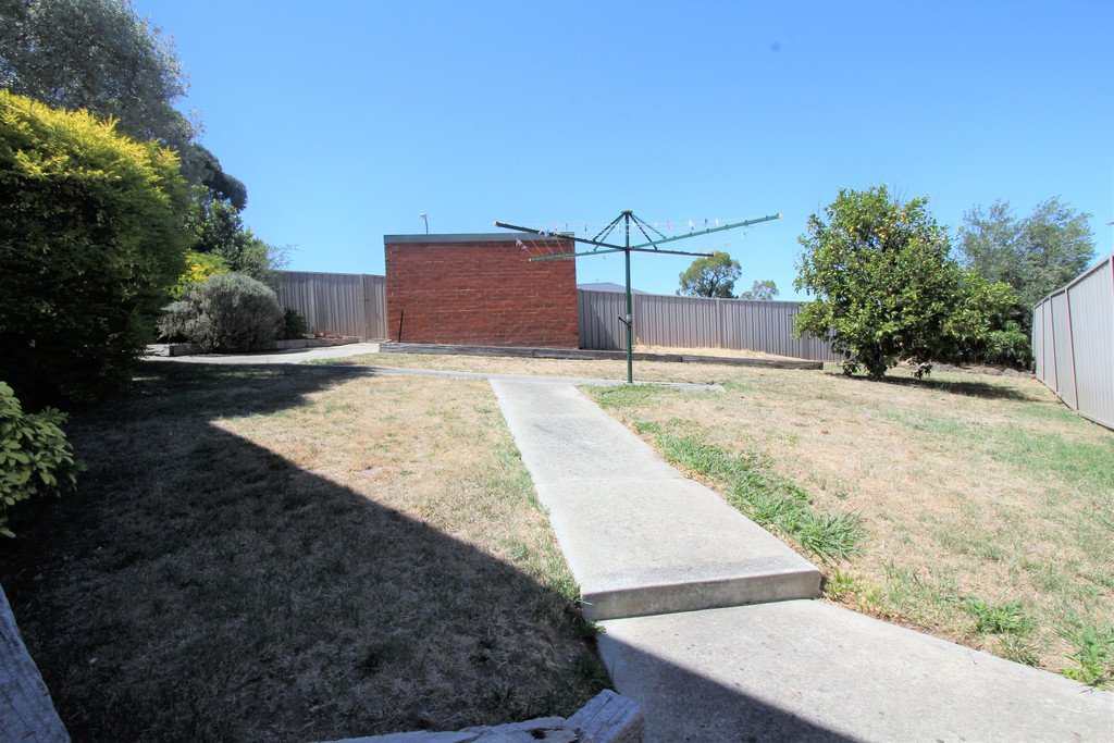 2 Duggan Street BLACK HILL 14