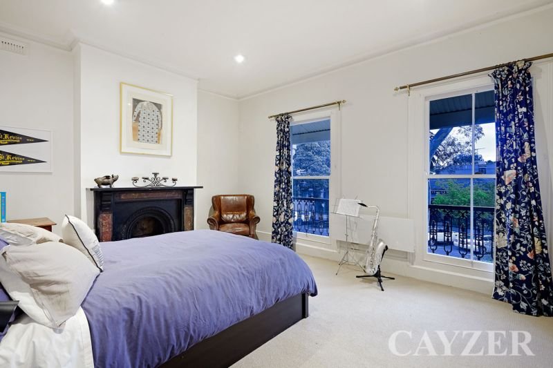 Gallery: 2 Dundas Place