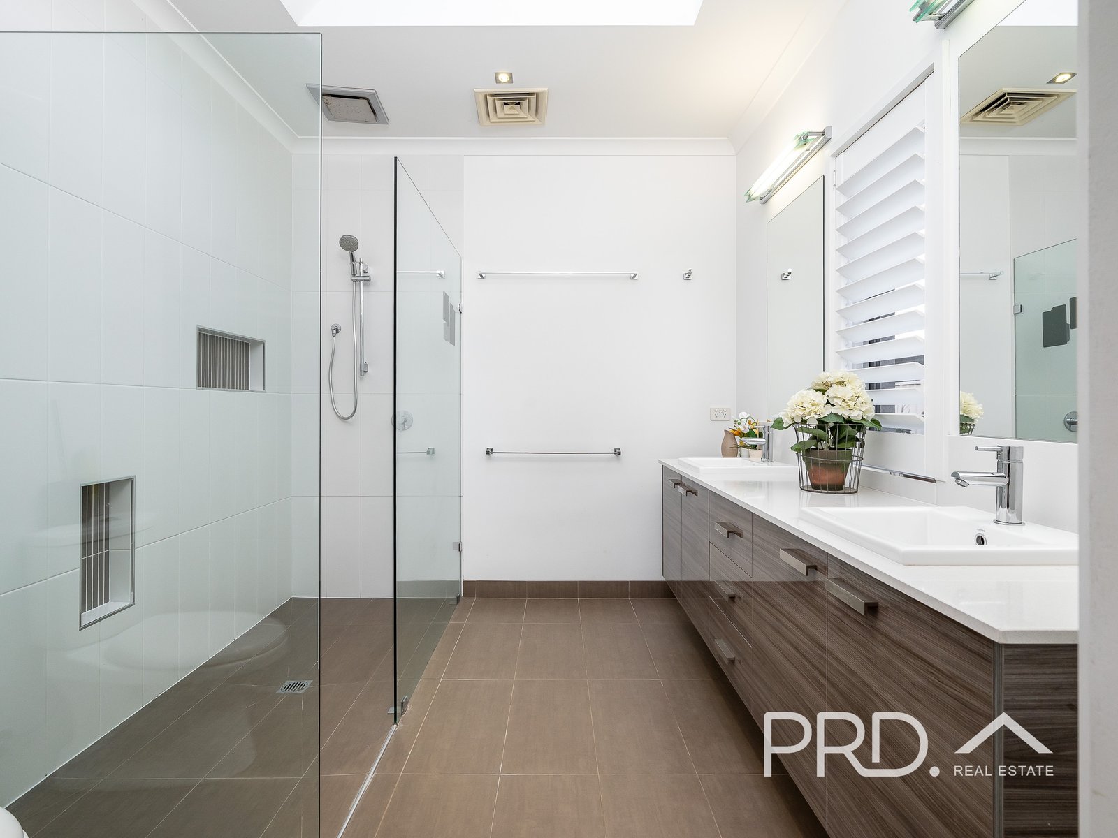 2 Eagle Court SHEPPARTON 13