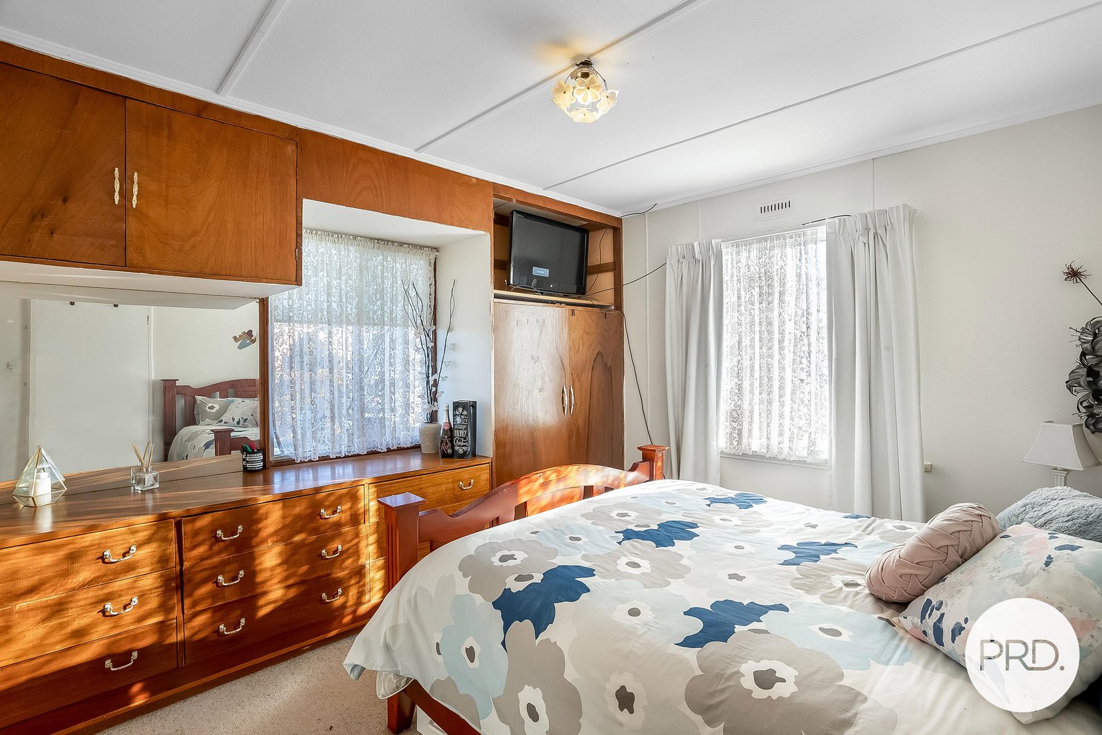 2 Eagle Street CLAREMONT 7