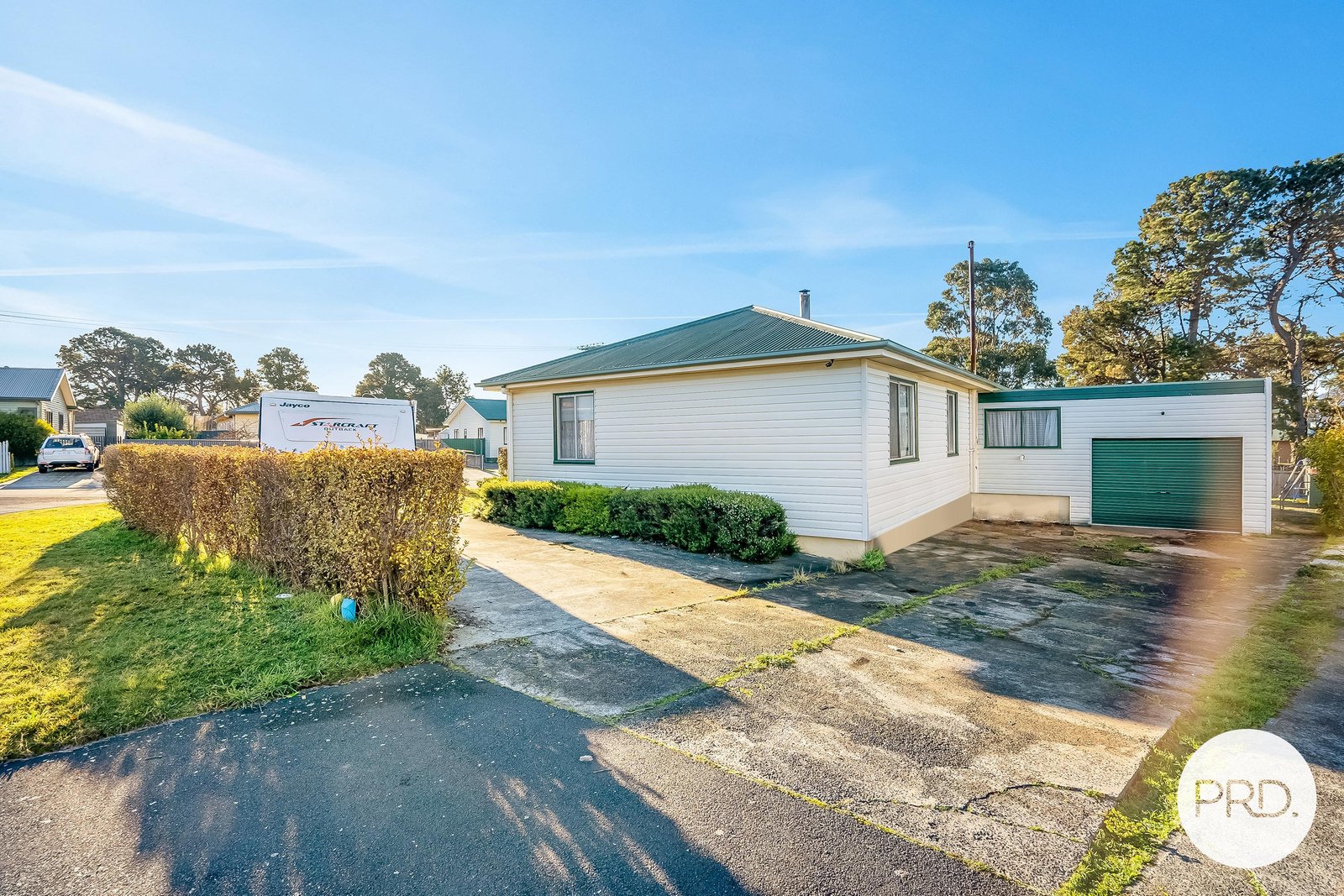 2 Eagle Street CLAREMONT 33