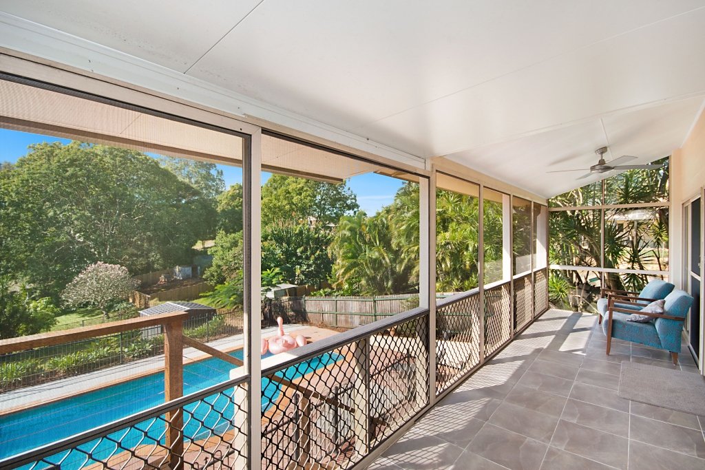 2 Eaglemont Drive TERRANORA 3