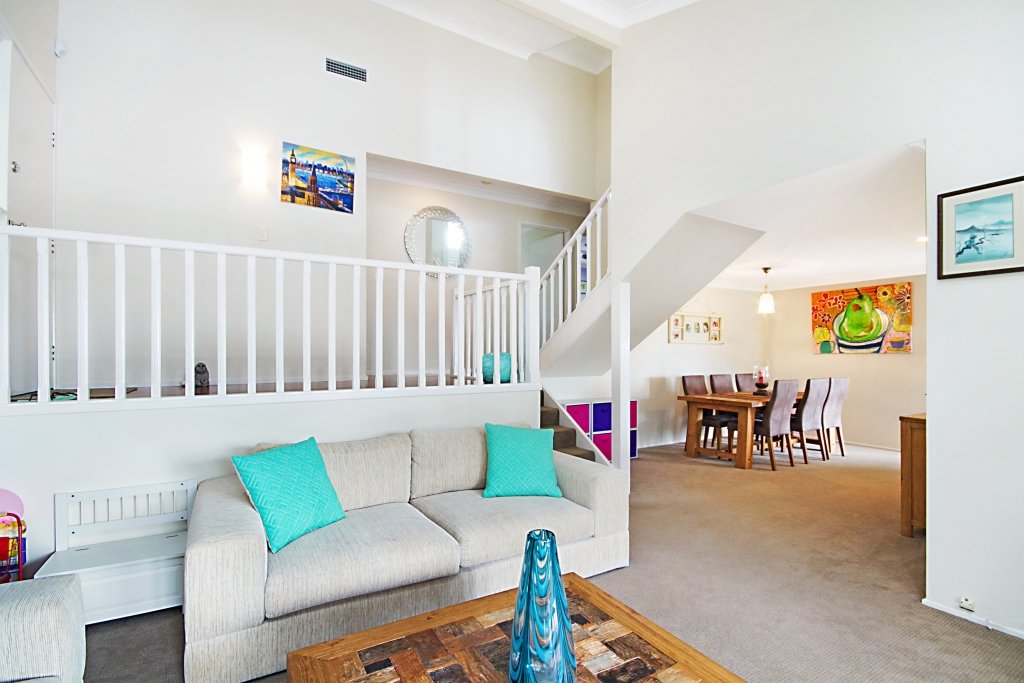 2 Eaglemont Drive TERRANORA 6