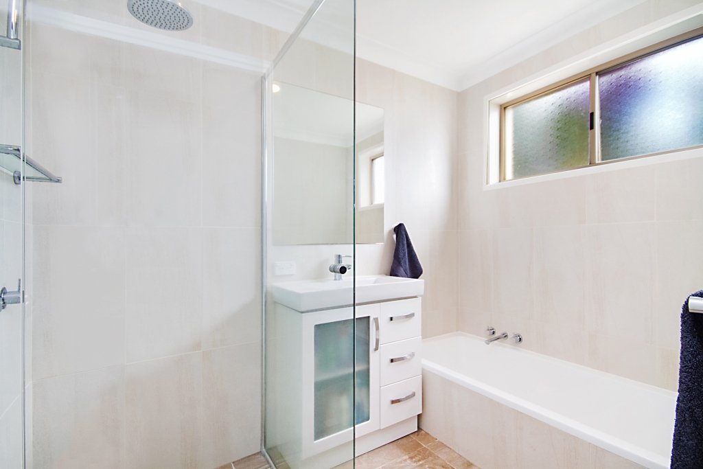 2 Eaglemont Drive TERRANORA 10