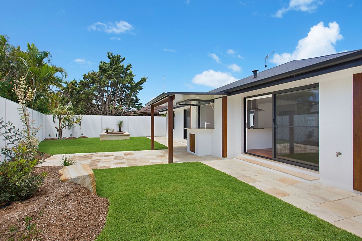 2 Eddy Avenue KINGSCLIFF 16