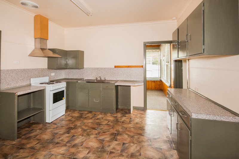 2 Eddy Avenue MOUNT HELEN 6