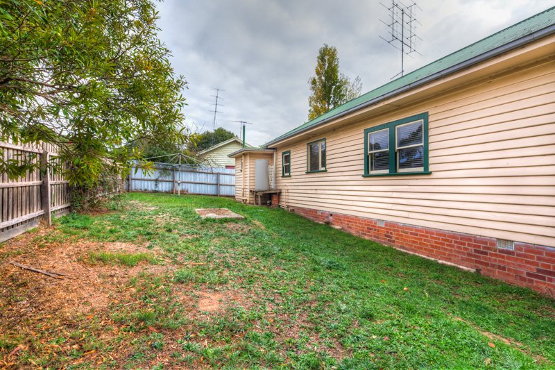 2 Eddy Avenue MOUNT HELEN 7