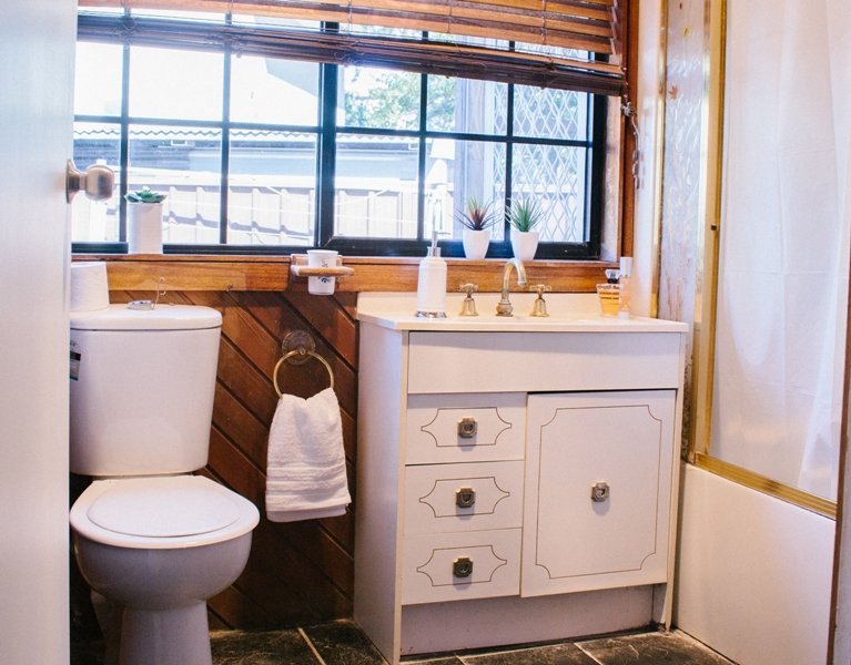 2 Edgehill Avenue BOTANY 11