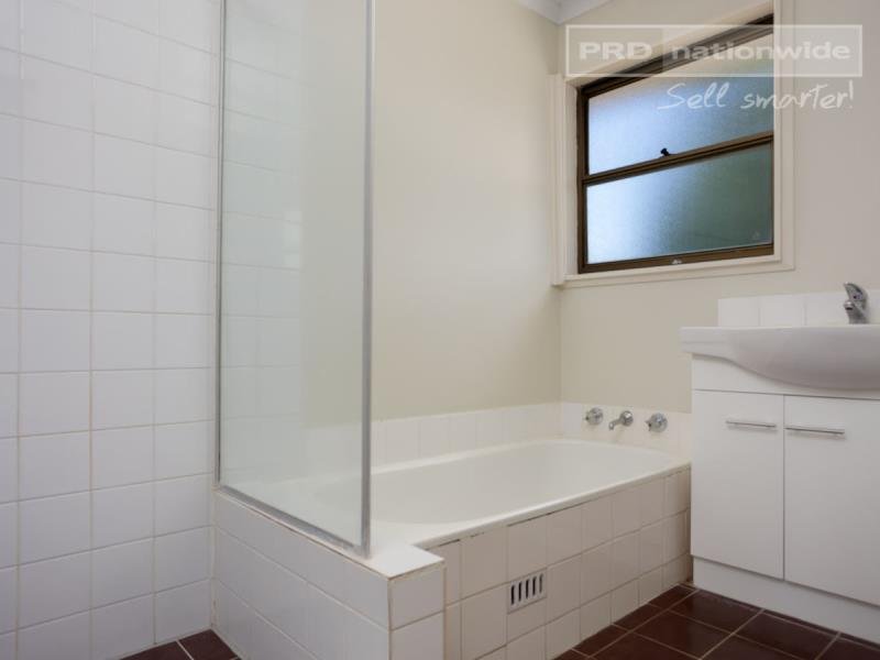 2 Edghill Place TOLLAND 3