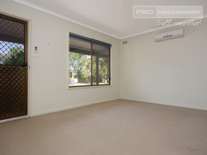 2 Edghill Place TOLLAND 4