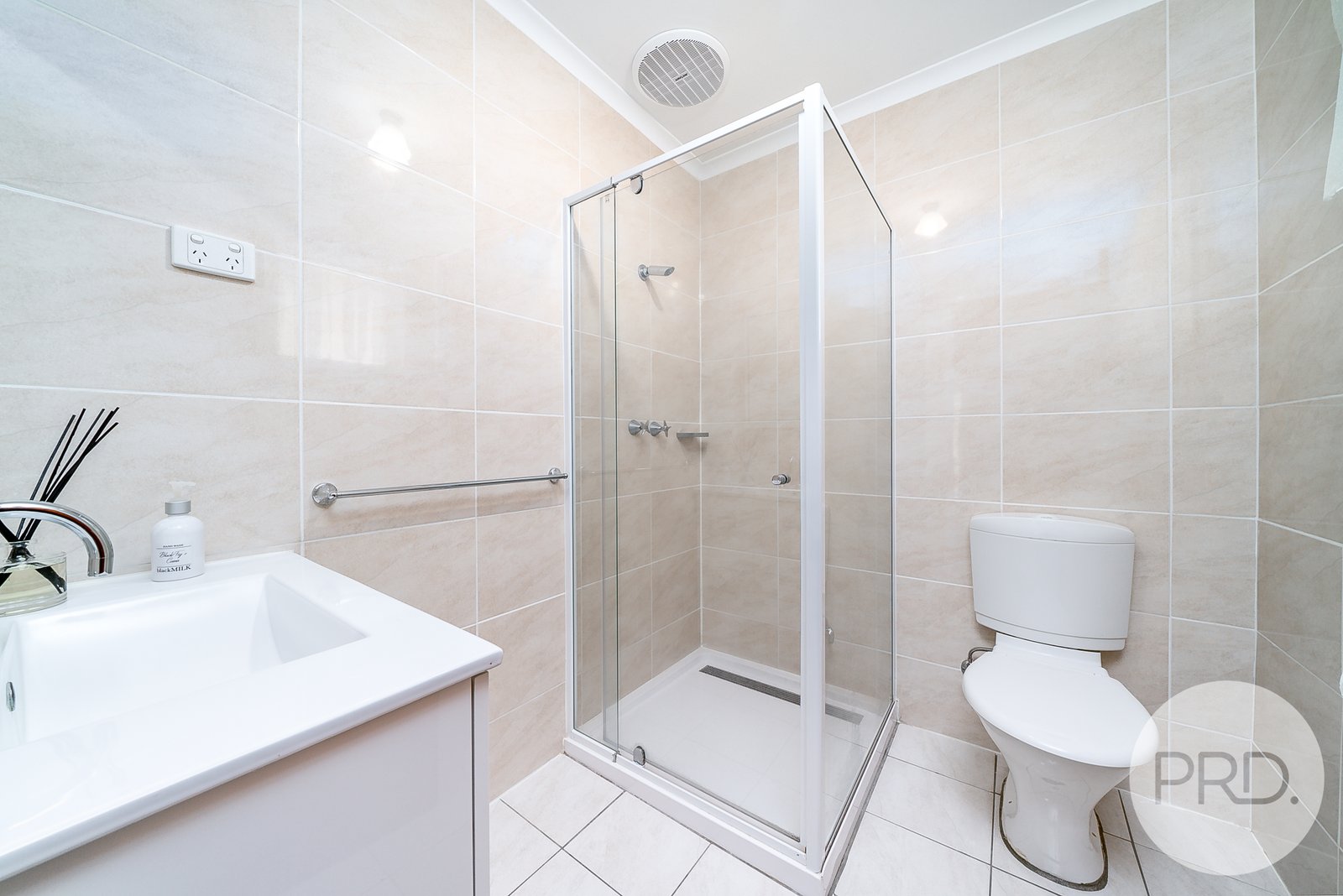 2 Egret Place ESTELLA 9