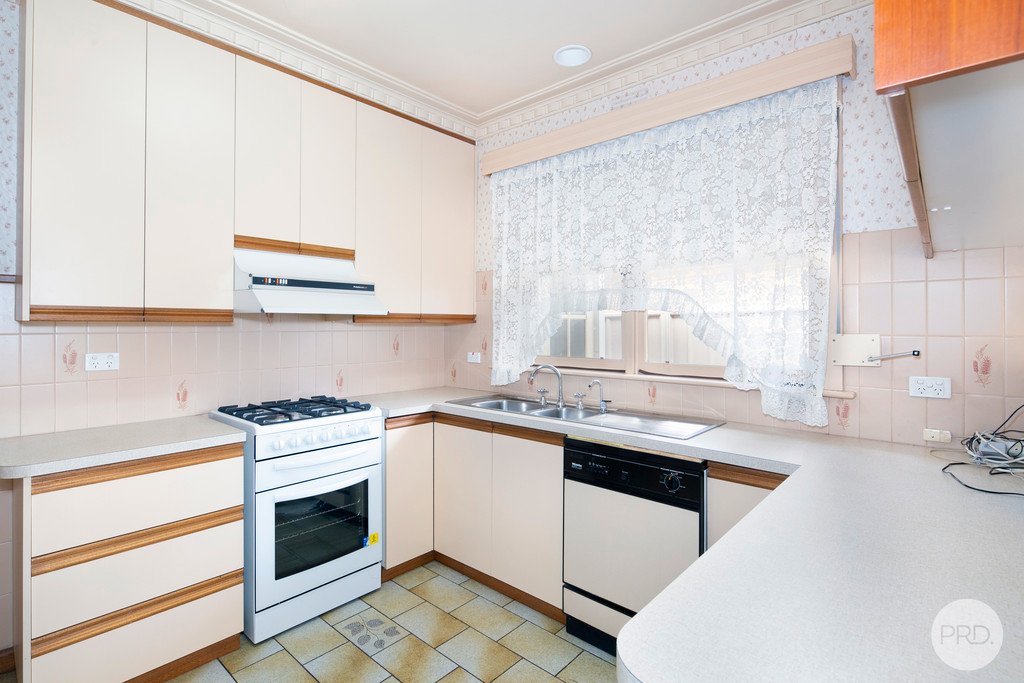 2 El Ramleh Avenue WENDOUREE 5