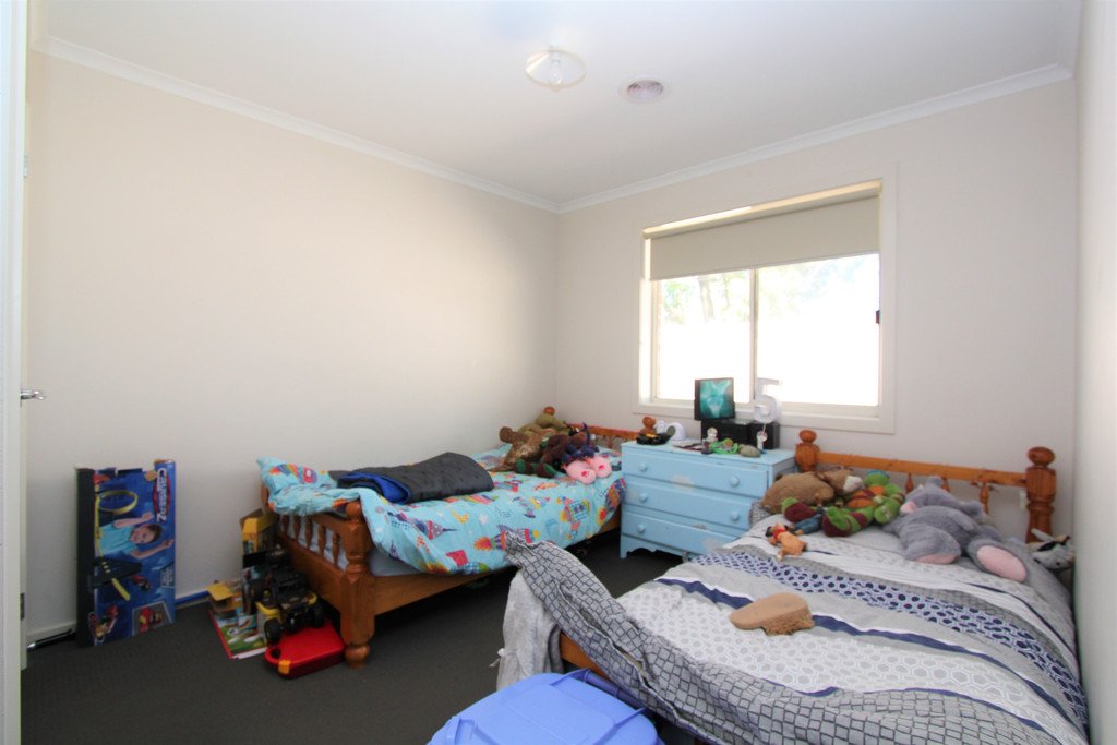 2 Eldridge Court SEBASTOPOL 8