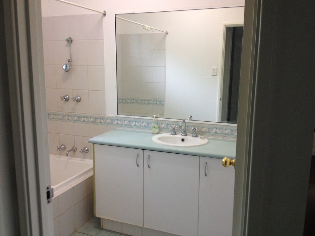 2 Ellies Court BROOME 5