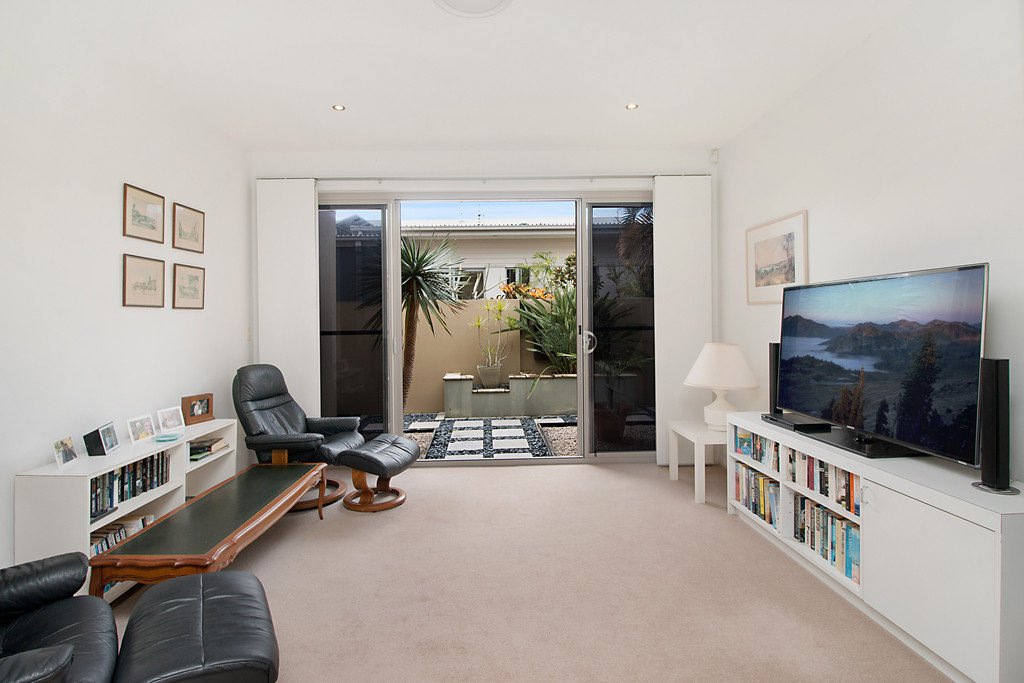 2 Elliston Street KINGSCLIFF 9