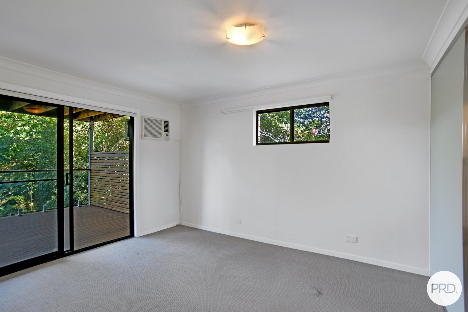 2 Elm Place BANORA POINT 7