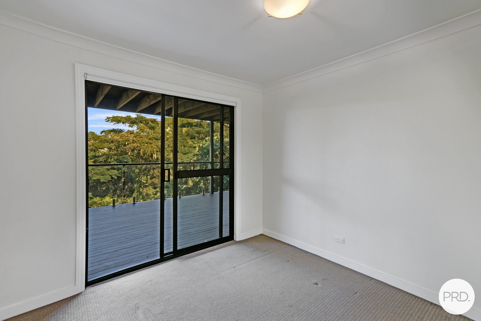 2 Elm Place BANORA POINT 8