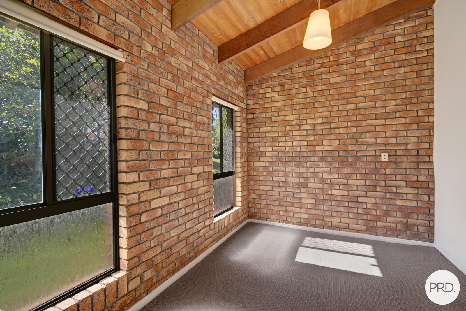 2 Elm Place BANORA POINT 10