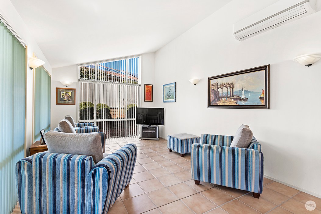 2 Endeavour Place SALAMANDER BAY 6