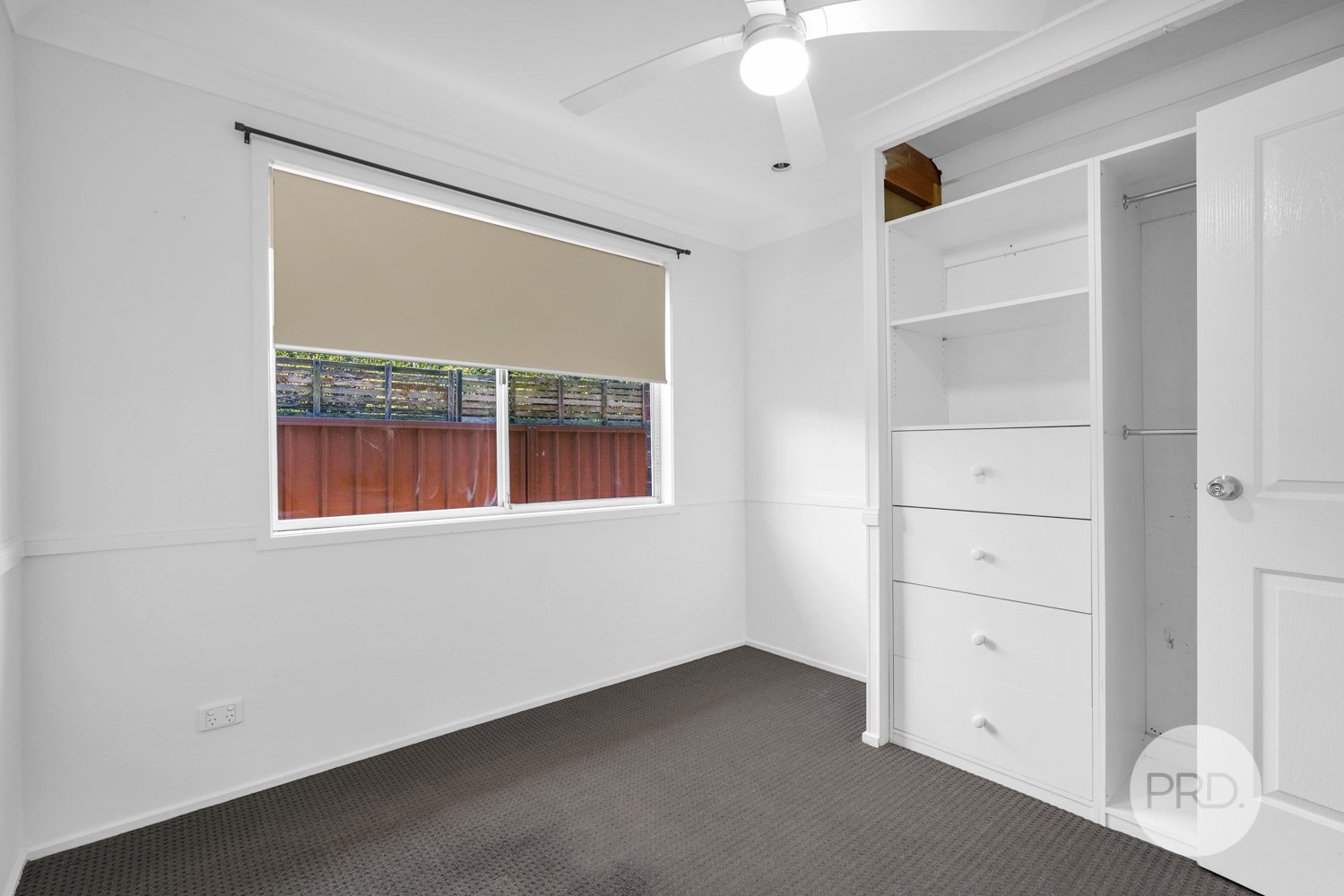 2 Endgate Glen,  WERRINGTON DOWNS 8