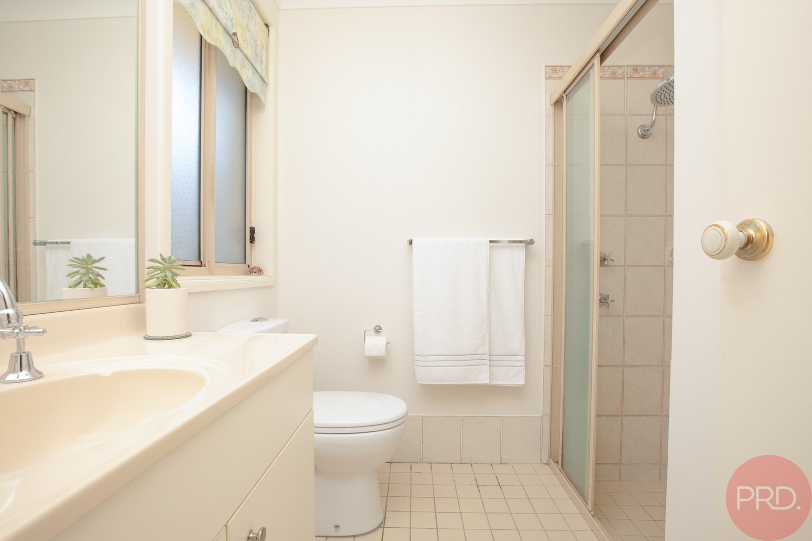 2 Eskdale Park Drive SEAHAM 14