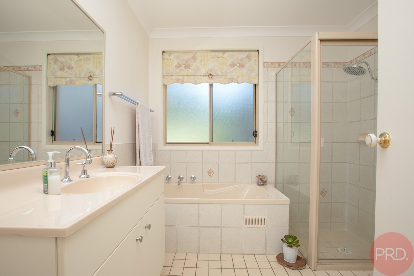 2 Eskdale Park Drive SEAHAM 16