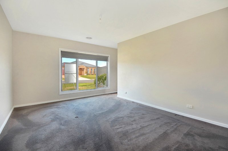 Gallery: 2 Exmoor Court