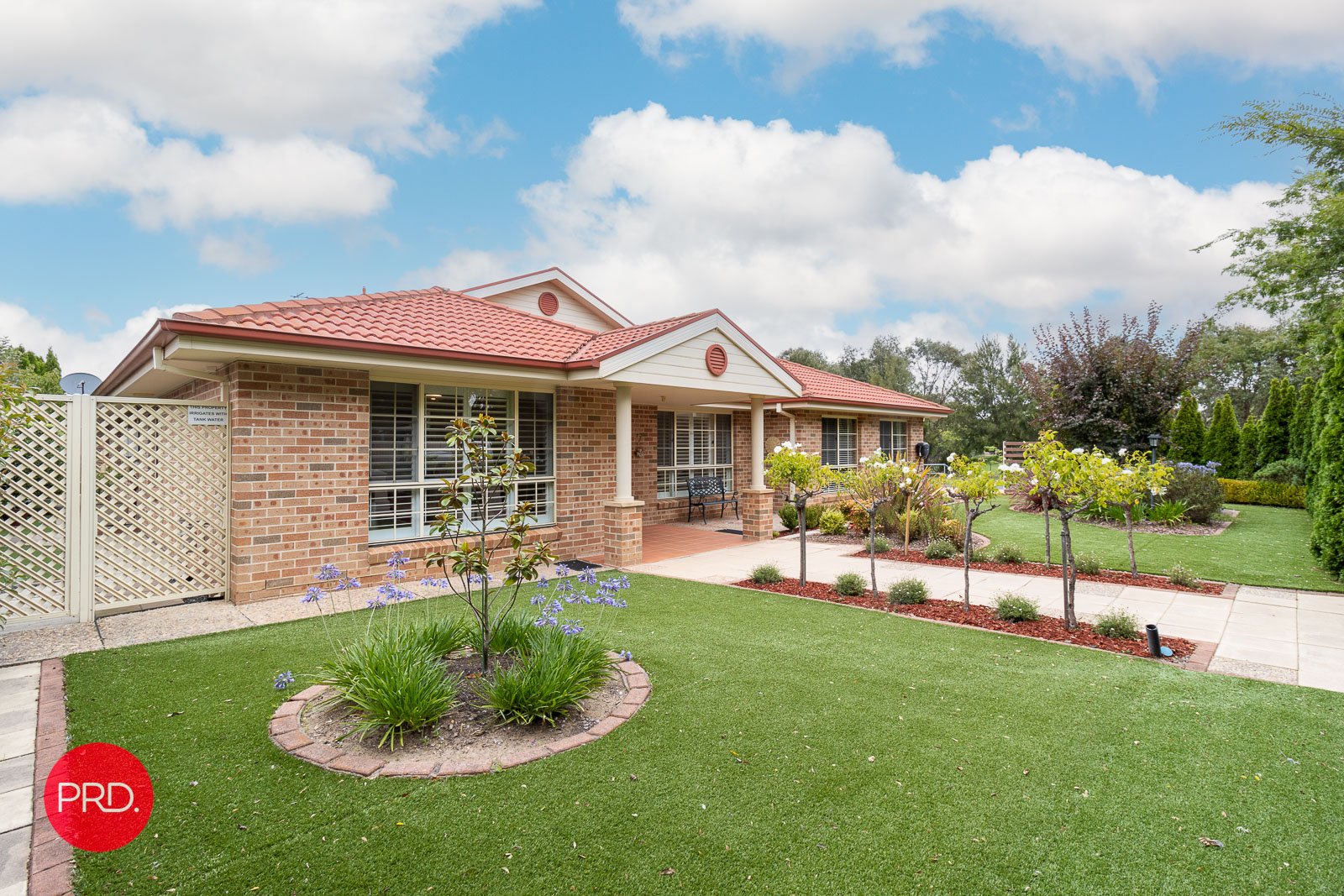 2 Eyre Street BUNGENDORE 2
