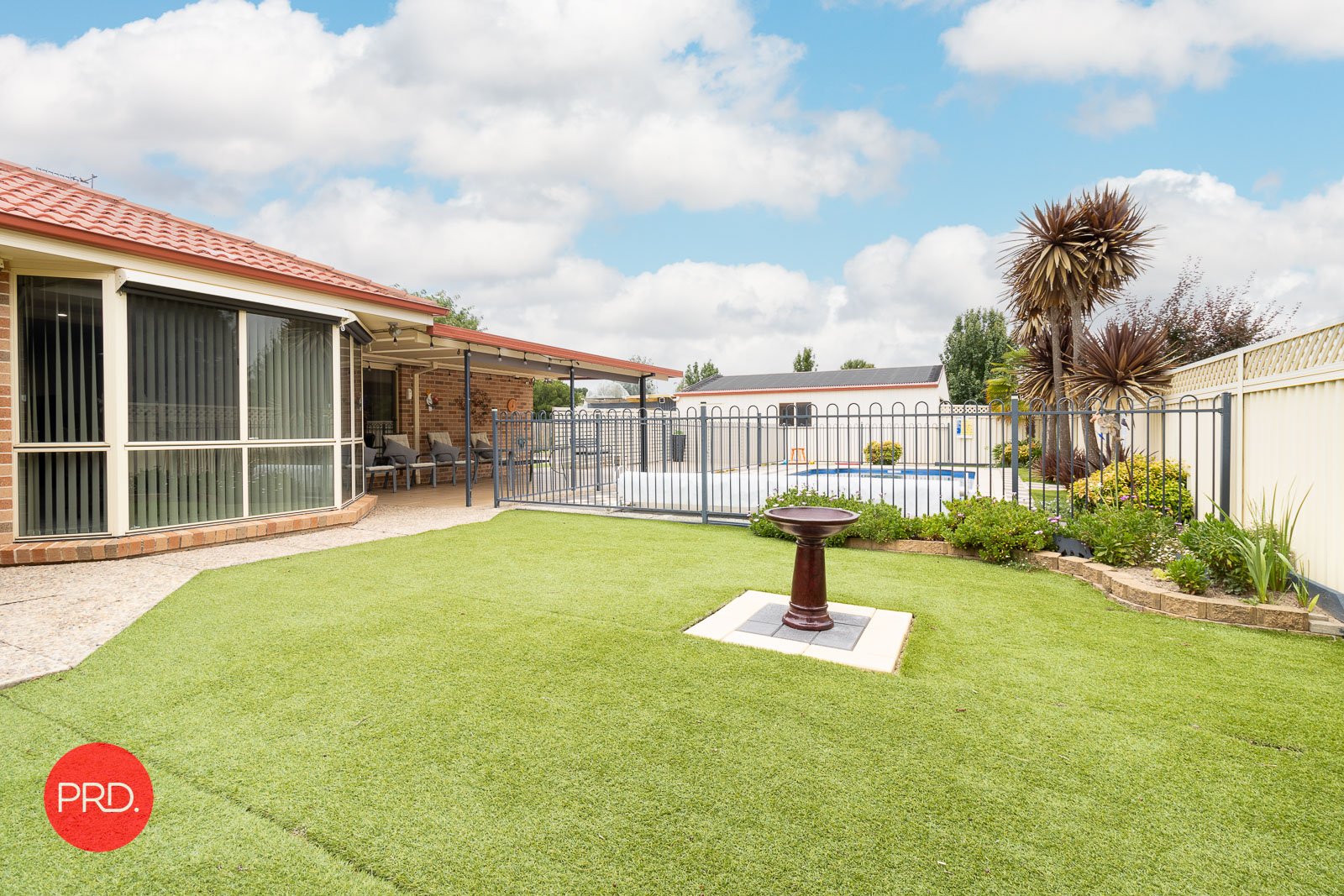 2 Eyre Street BUNGENDORE 27