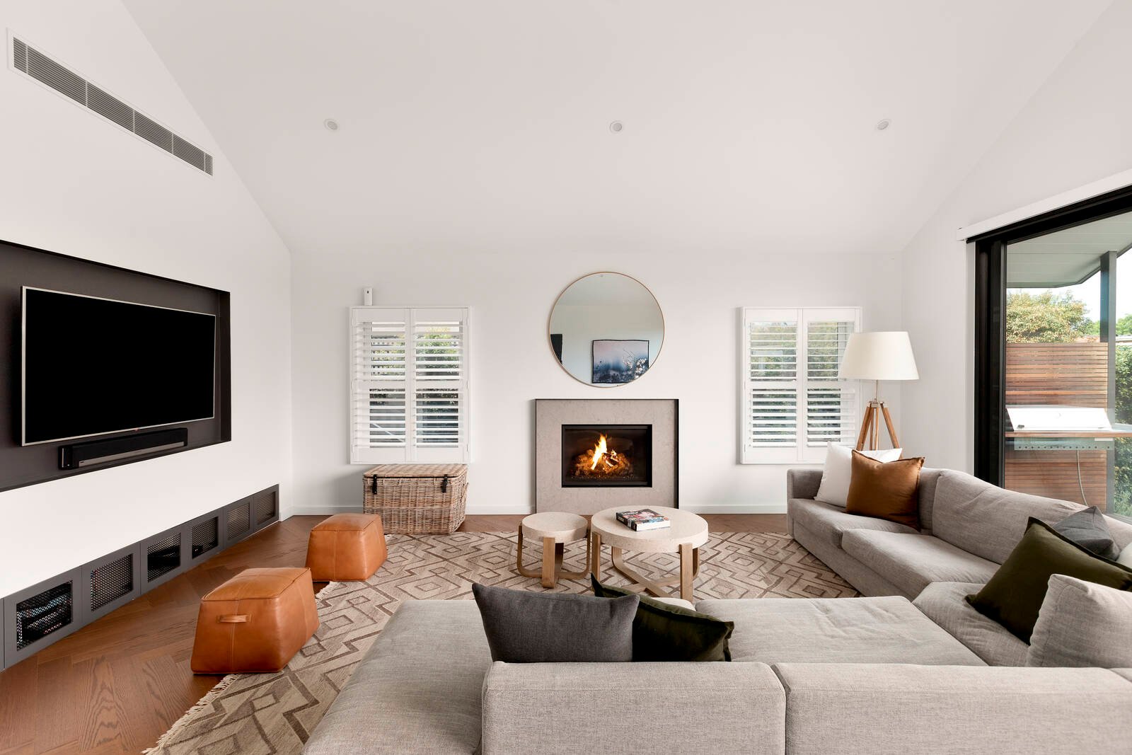 Real Estate and Property in 2 Fairview Grove, Glen Iris, VIC