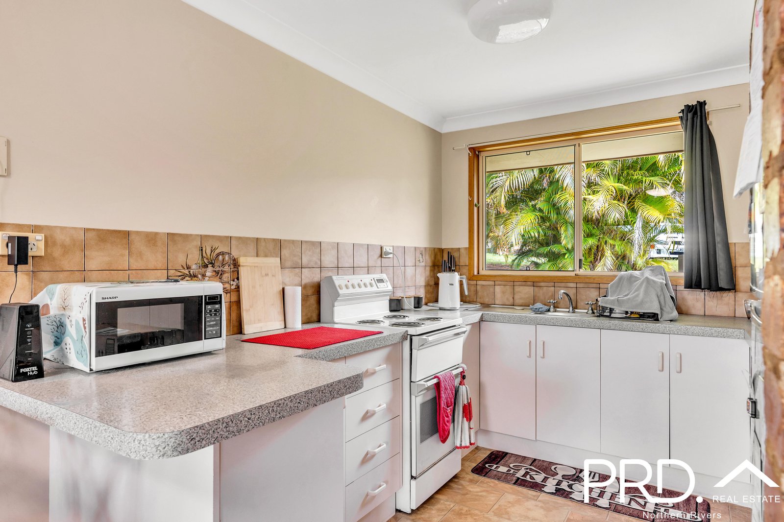 2 Fairway Drive CASINO 8