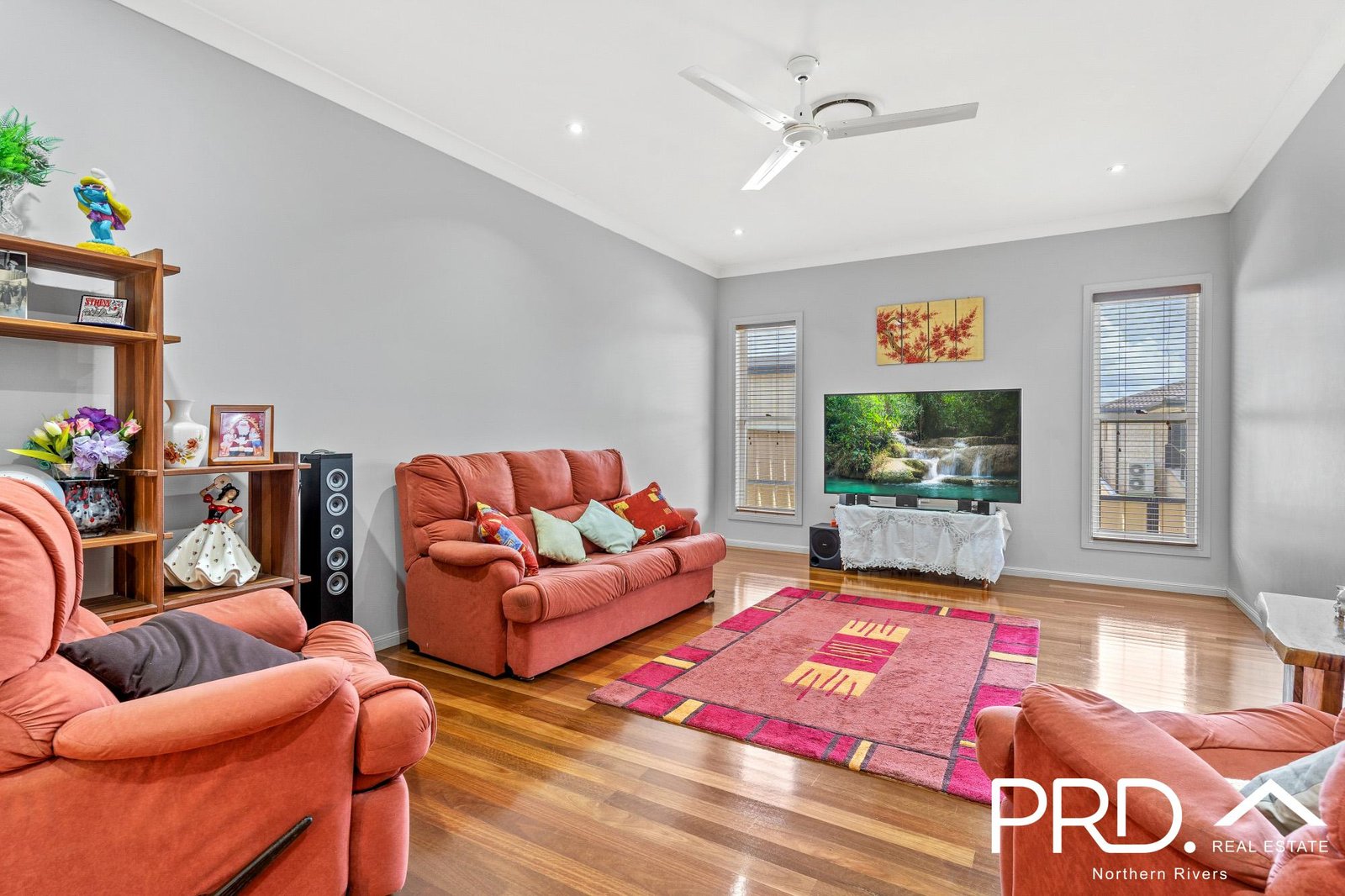 2 Farm Place CASINO 7