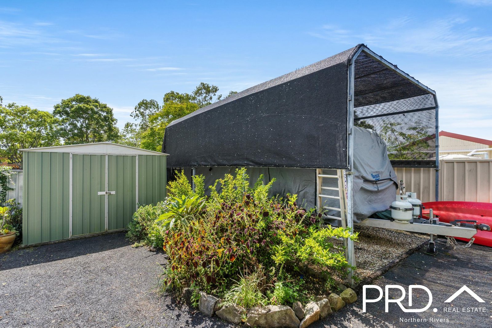 2 Farm Place CASINO 16