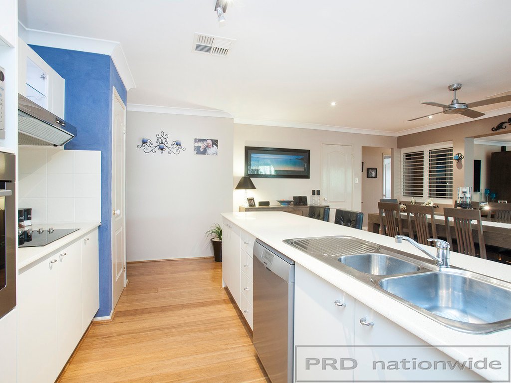 2 Featherwood Place THORNTON 7
