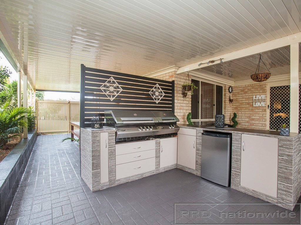 2 Featherwood Place THORNTON 23