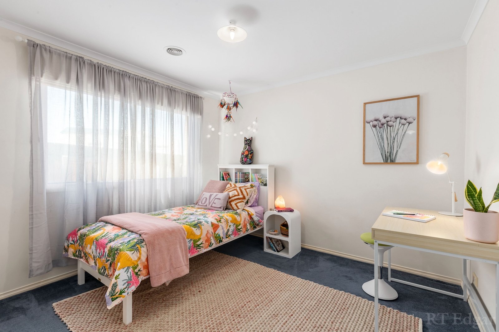 Real Estate and Property in 2 Fernwood Court, Ocean Grove, VIC