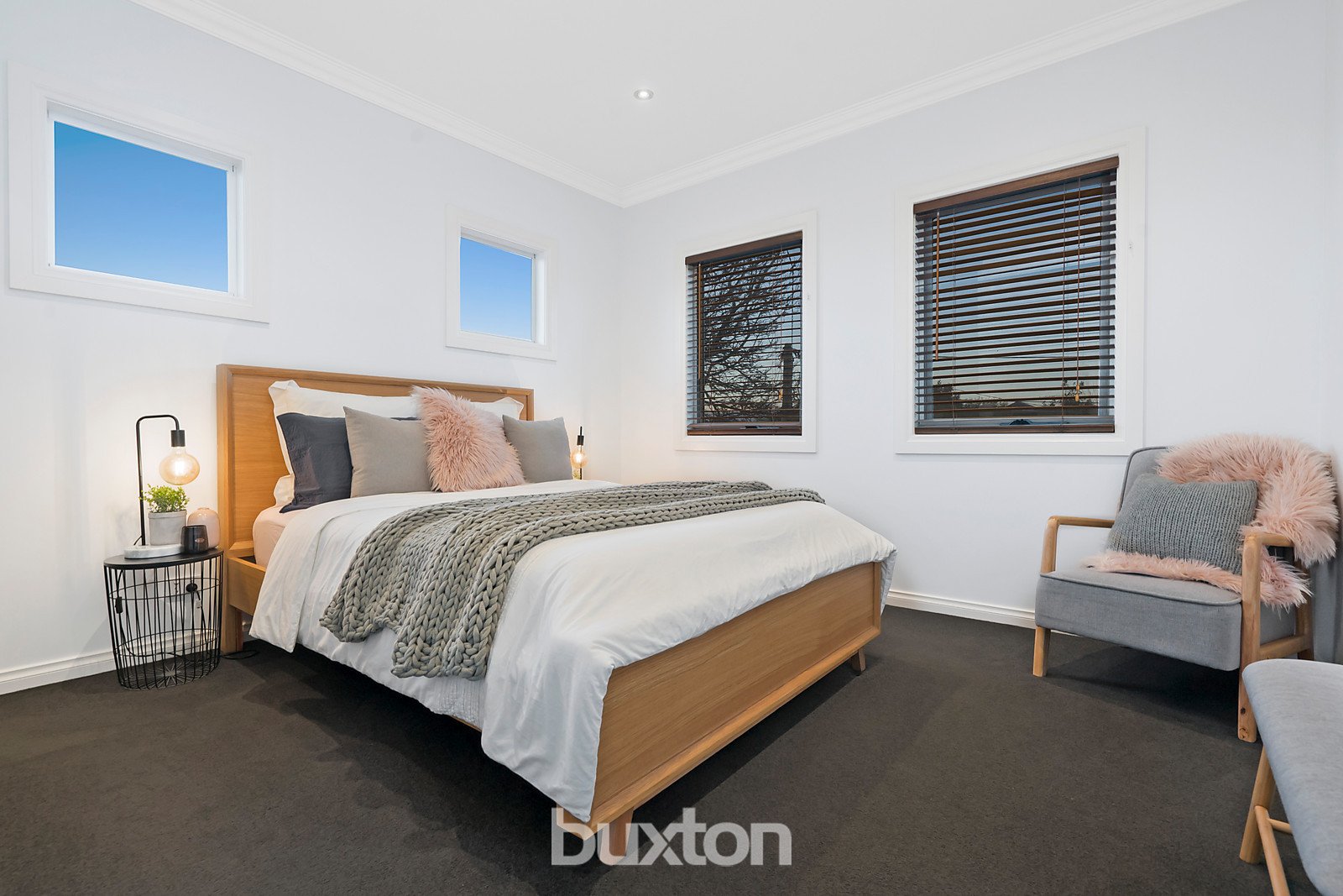 Gallery: 2 Findon Court