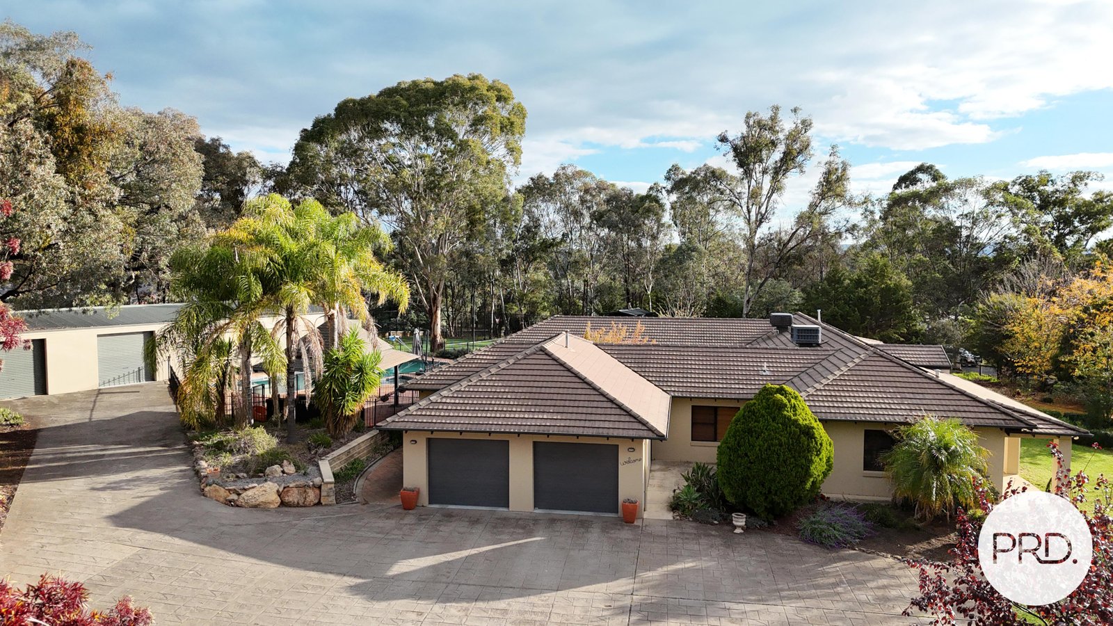 2 Finlay Road THURGOONA 5
