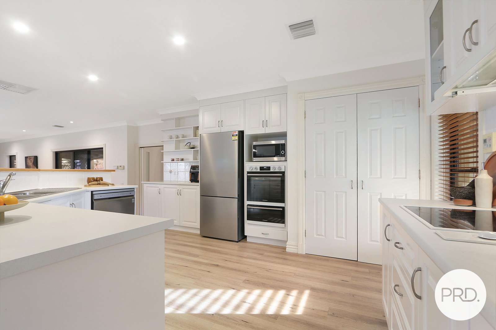 2 Finlay Road THURGOONA 9