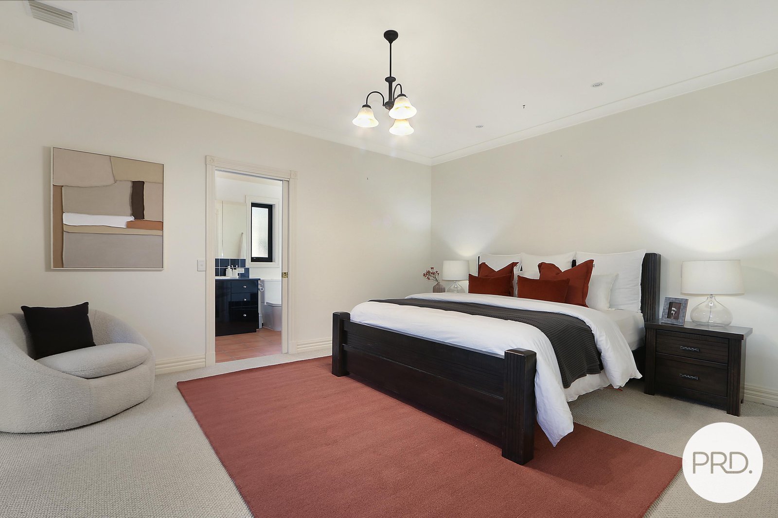 2 Finlay Road THURGOONA 12