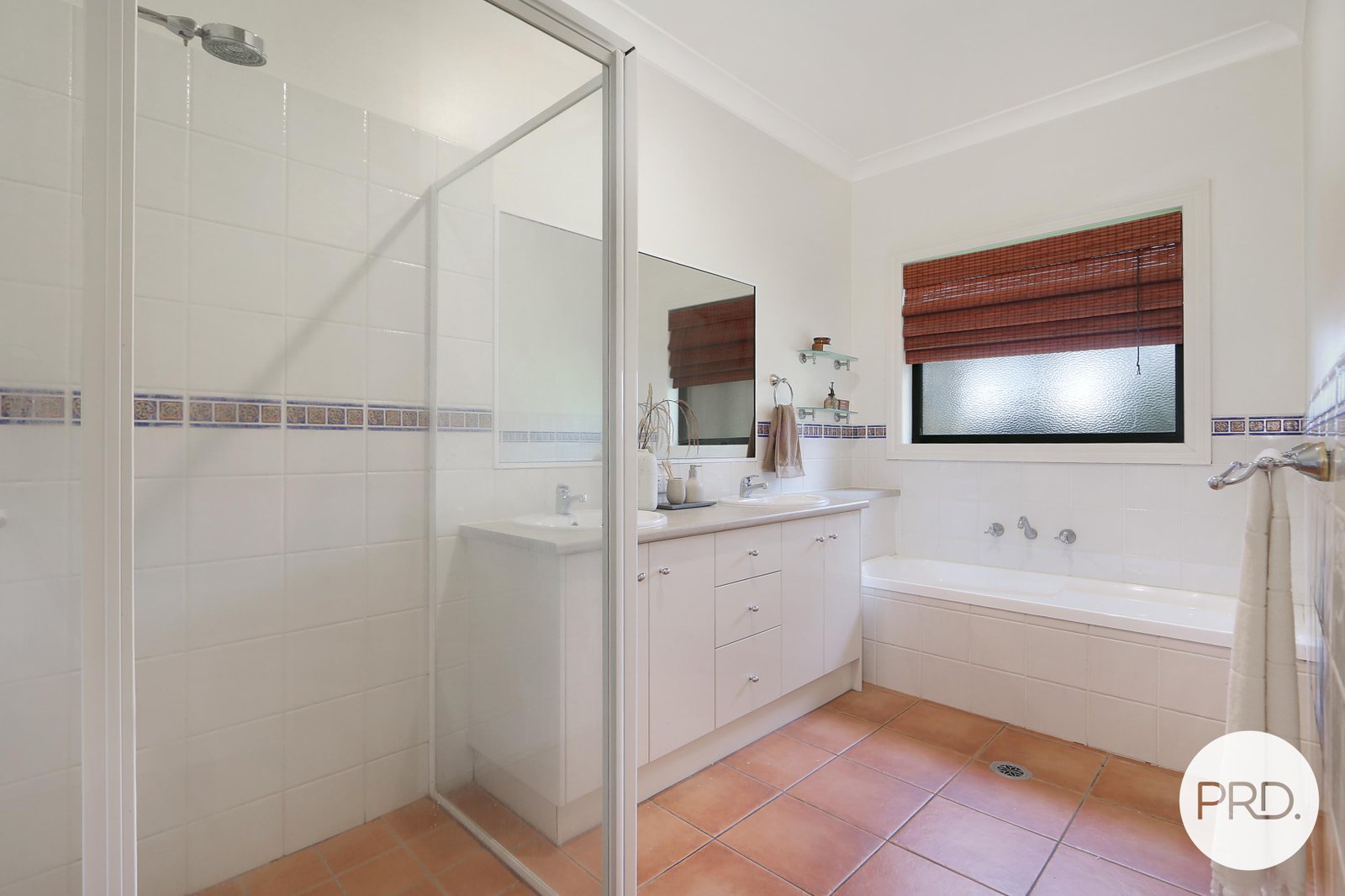 2 Finlay Road THURGOONA 21