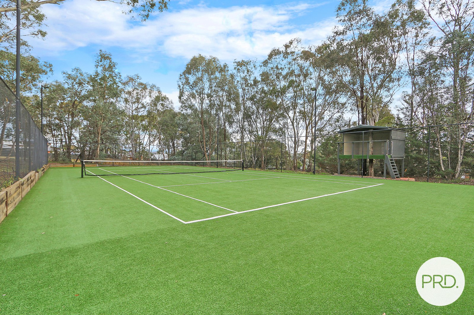 2 Finlay Road THURGOONA 28