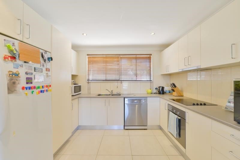 2 Fiona Street TAMWORTH 2